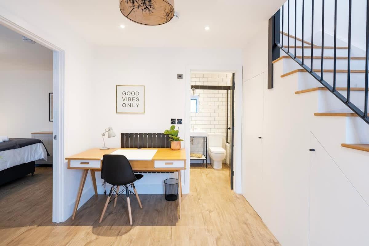 Holiday home The Upside Down Eco House Bristol